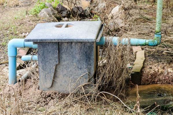 Grease-Trap-Outdoor-08-0602060002