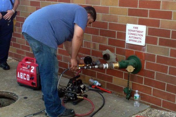 conducting-a-hydrostatic-test-600